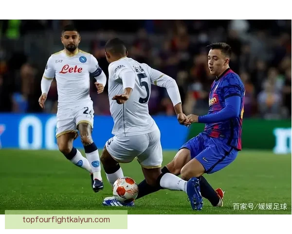 巴斯托尼拦截数据持续提升，防线表现稳健备受关注